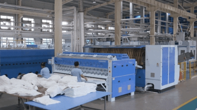 海狮航空毛毯折叠机远销欧美市场，以优秀的产品品质赢得客户的广泛赞誉。